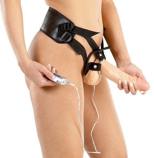 Gigolina Vibrating Strap-on