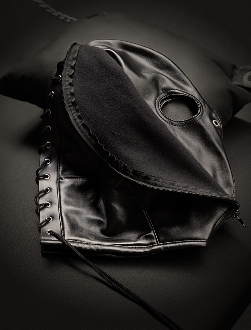 Zip-up Bondage Mask